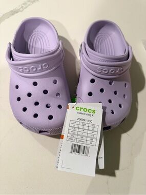 CROCS Kids Classic Clog in Light Purple